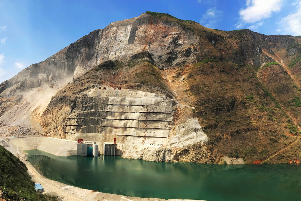 1616587473124336.jpg 牛栏江红石岩堰塞湖整治工程新貌-右岸高边坡.jpg